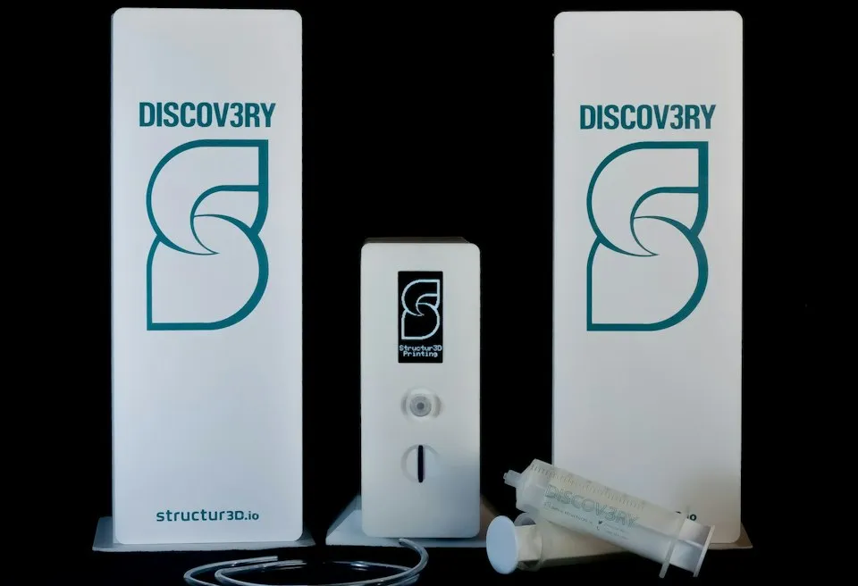 Structur3d extrusion hardware, controller, and syringes.